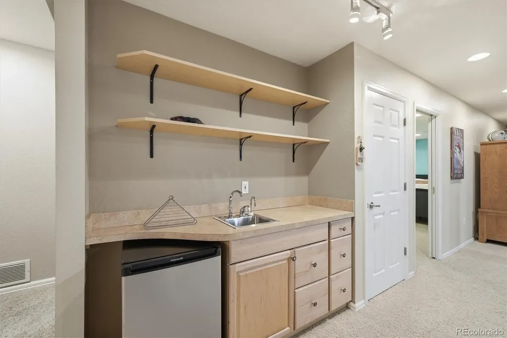 22353 E Heritage Parkway Aurora CO 80016