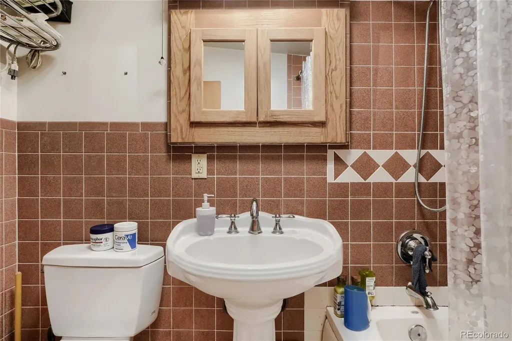 237 Quitman Street Denver CO 80219