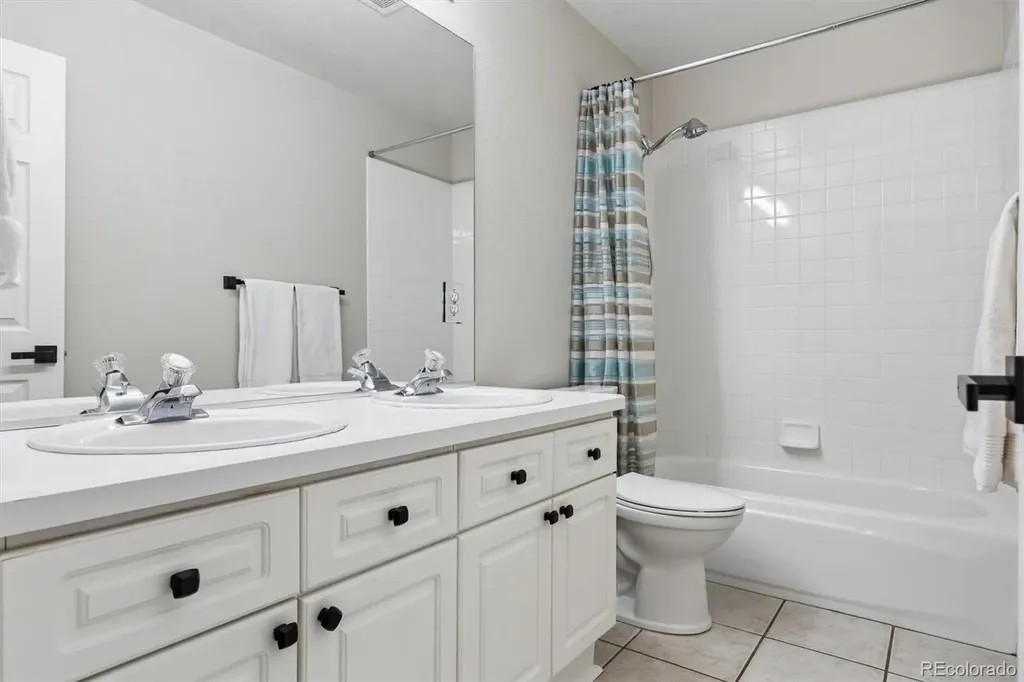 17895 E Powers Drive Centennial CO 80015