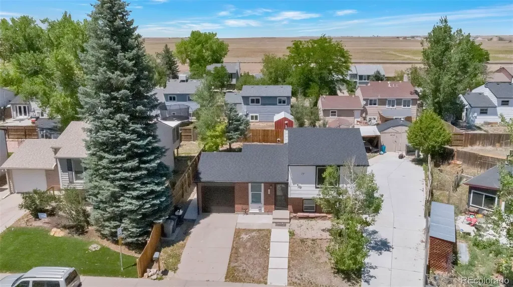 763 Centennial Way Bennett CO 80102