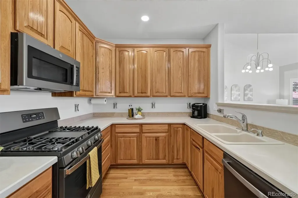 610 Clarendon Loop Castle Rock CO 80108