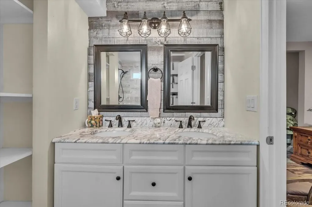 4694 S Ouray Way Aurora CO 80015