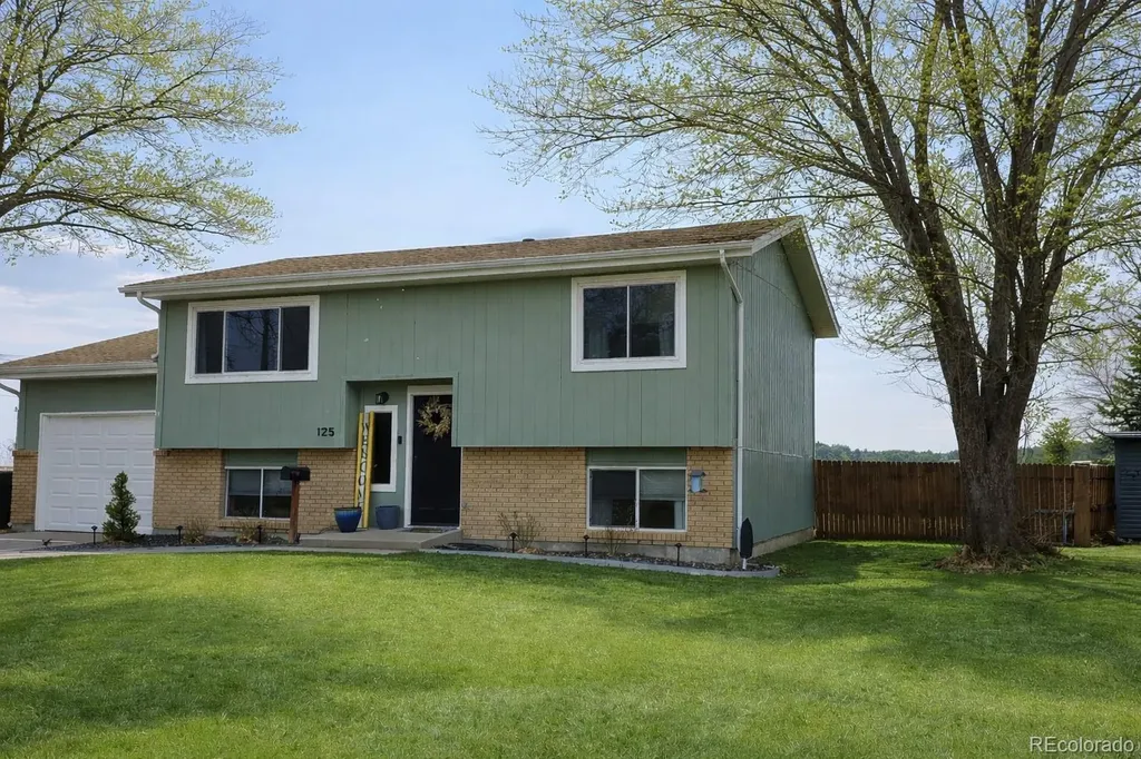 125 Columbia Drive Julesburg CO 80737