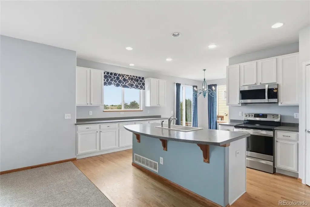 4300 Red Deer Trail Broomfield CO 80020