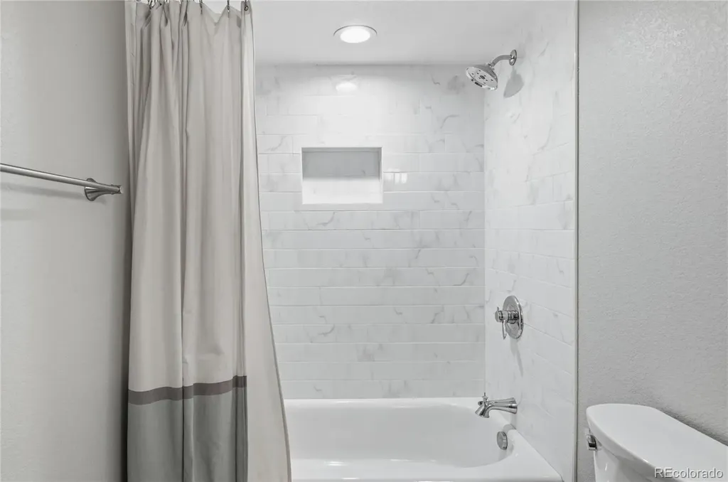 4300 Red Deer Trail Broomfield CO 80020