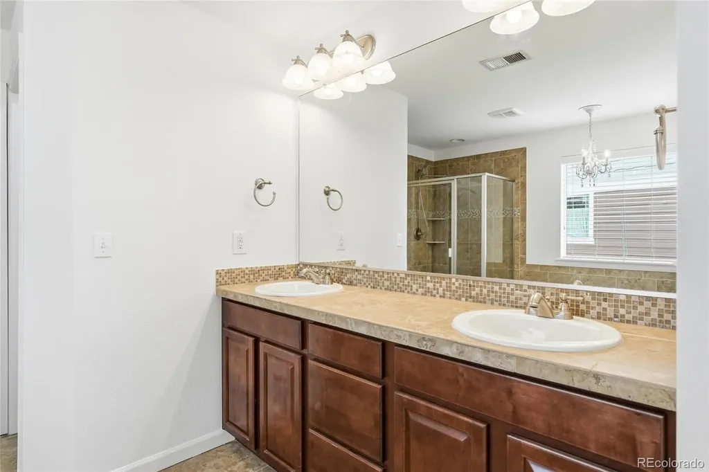 121 Ferris Lane Erie CO 80516