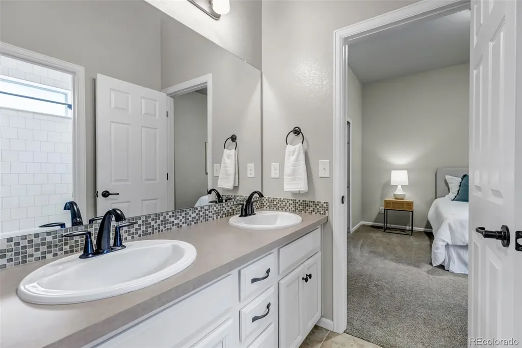 26945 E Costilla Drive Aurora CO 80016