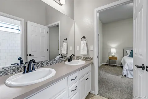 26945 E Costilla Drive Aurora CO 80016