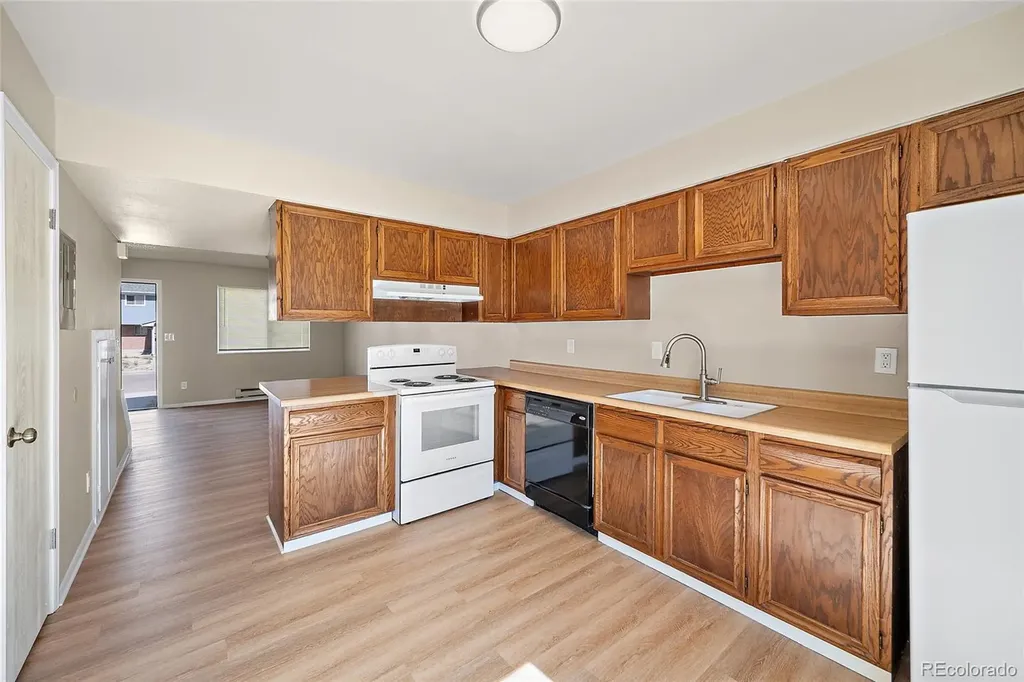 81 Castle Royal Drive Pueblo CO 81005
