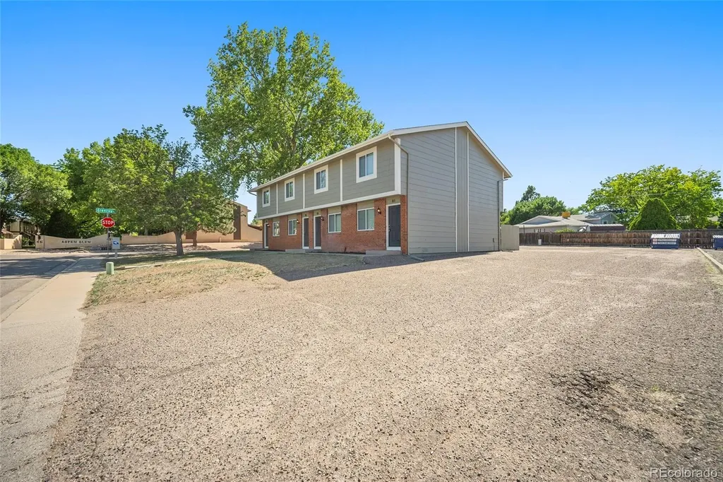 81 Castle Royal Drive Pueblo CO 81005