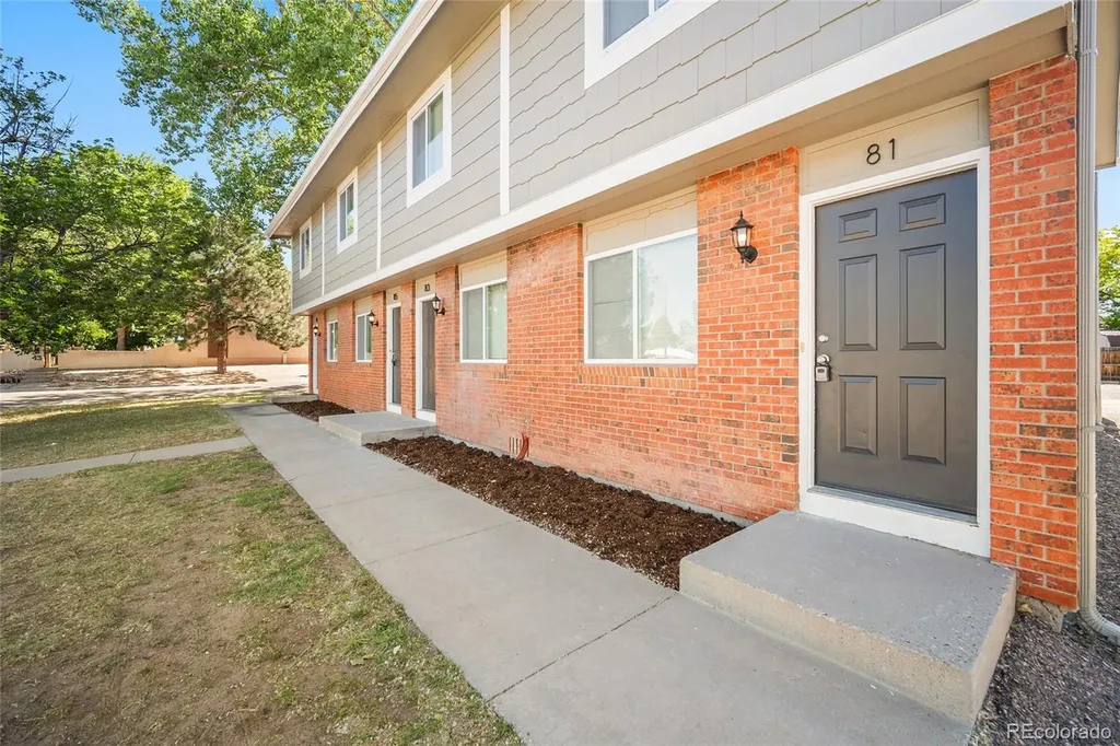 81 Castle Royal Drive Pueblo CO 81005
