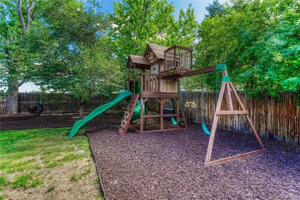6552 W Calhoun Place Littleton CO 80123