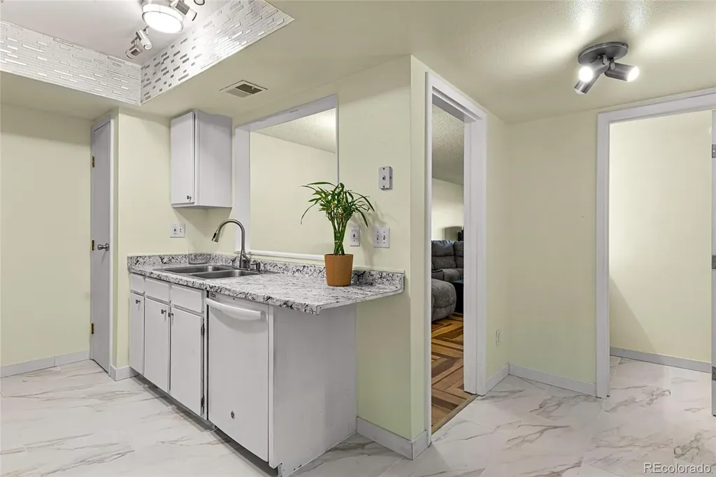 3550 S Harlan Street Denver CO 80235