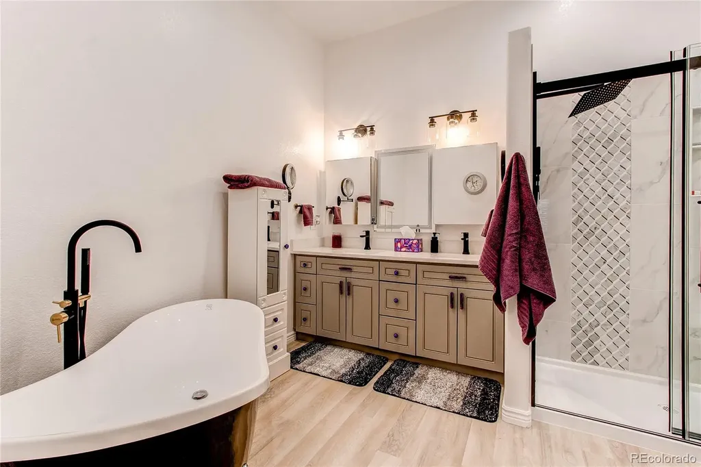 6084 W Utah Lane Denver CO 80232
