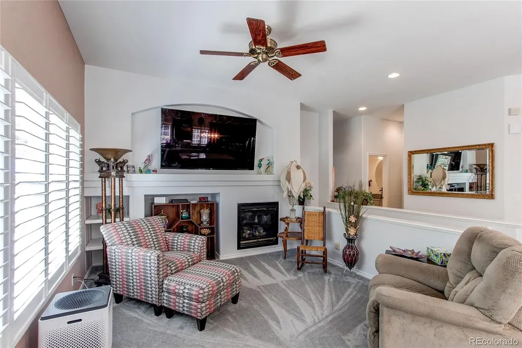 6084 W Utah Lane Denver CO 80232