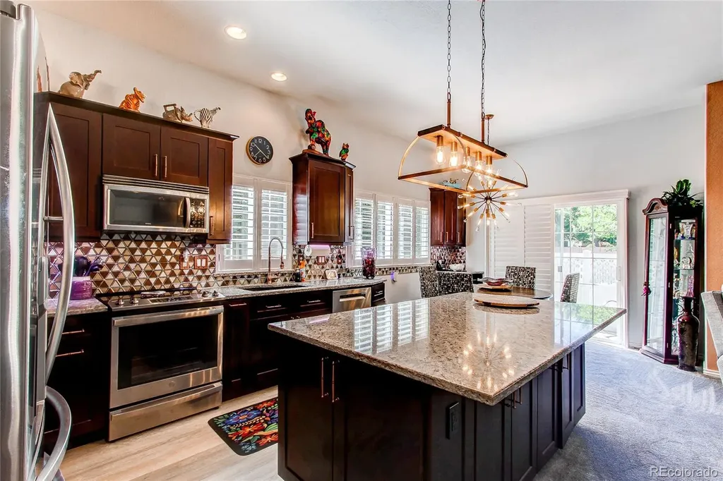 6084 W Utah Lane Denver CO 80232