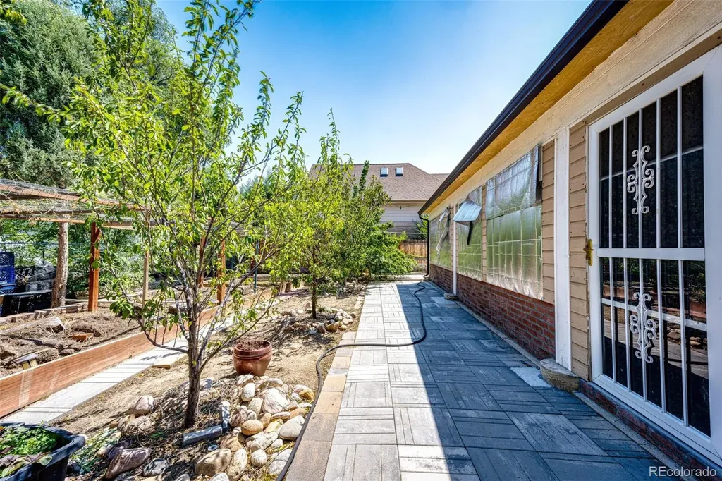 6799 W 52nd Avenue Arvada CO 80002