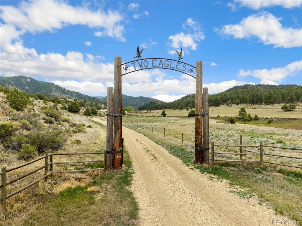 40 Bear Ridge Road Westcliffe CO 81252