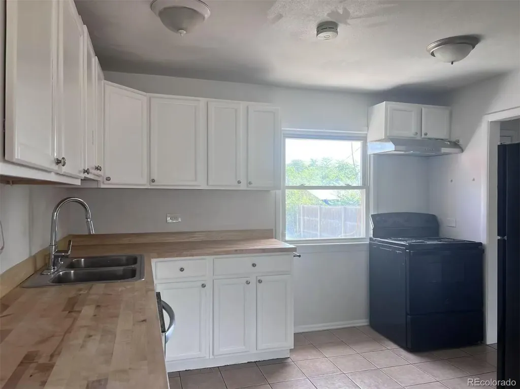 556 Wolff Street Denver CO 80204