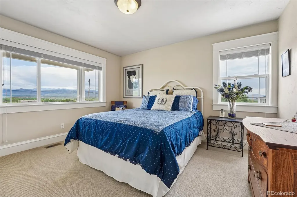 5850 N 79th Street Niwot CO 80503