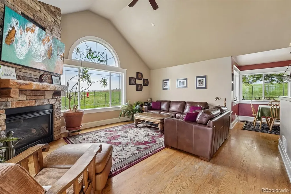 5850 N 79th Street Niwot CO 80503