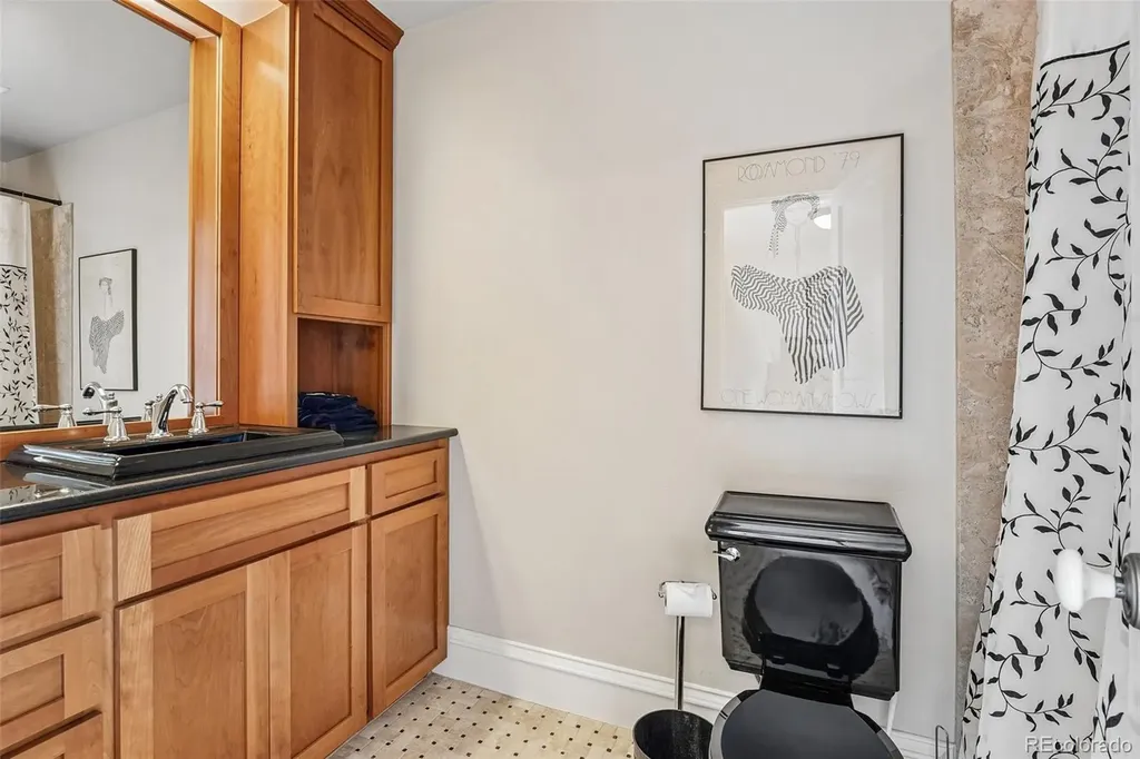 5850 N 79th Street Niwot CO 80503