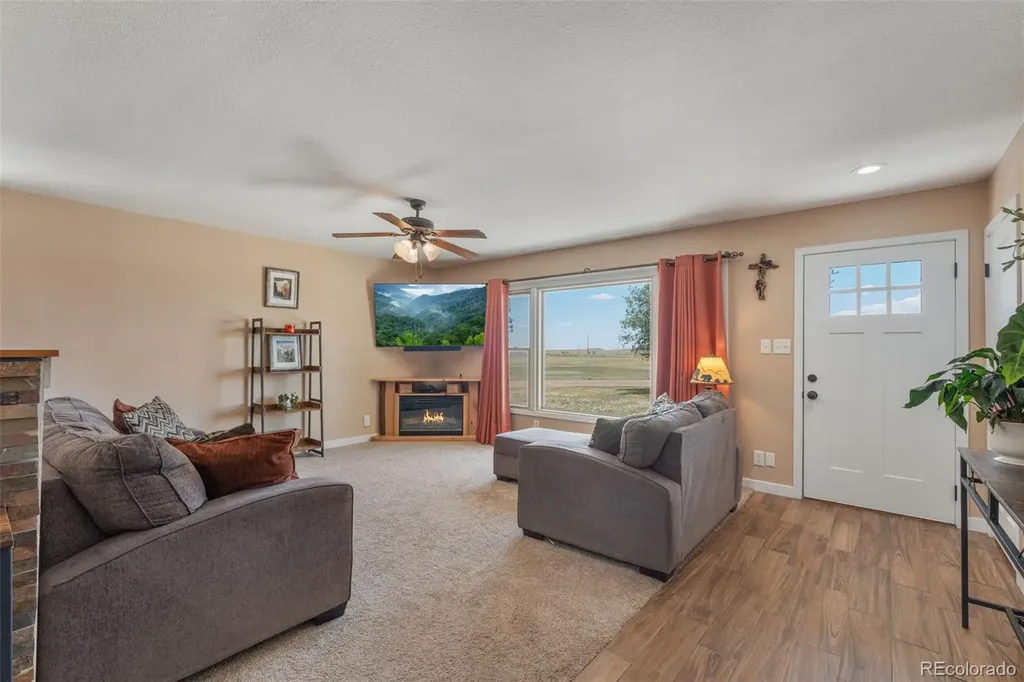 13575 Old Pueblo Road Fountain CO 80817