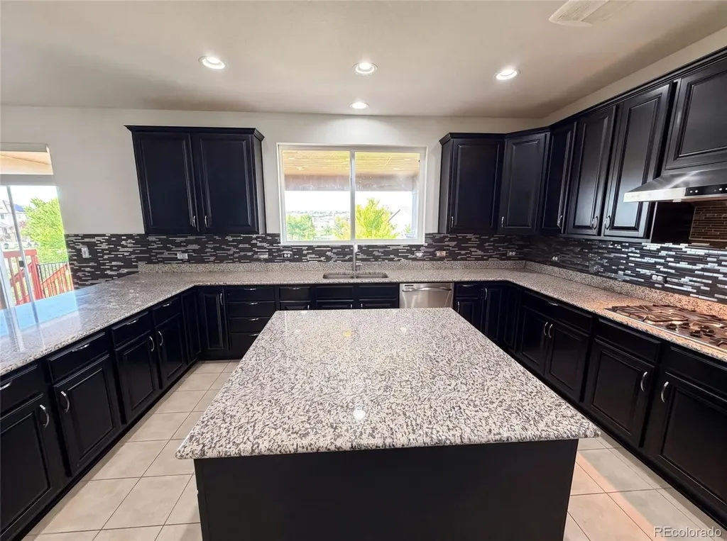 22197 E Easter Circle Aurora CO 80016
