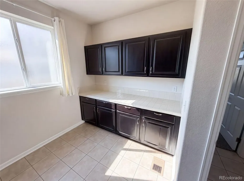 22197 E Easter Circle Aurora CO 80016