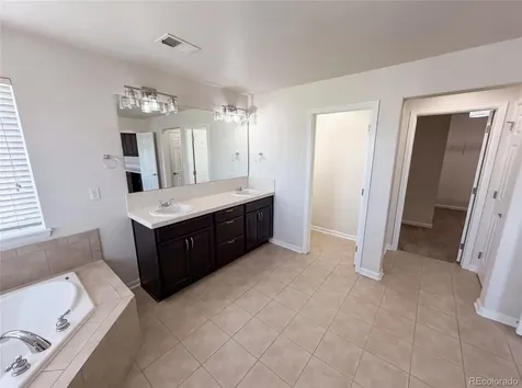 22197 E Easter Circle Aurora CO 80016