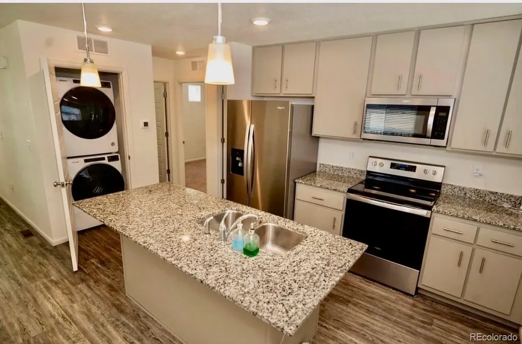18181 E 51st Avenue Denver CO 80249
