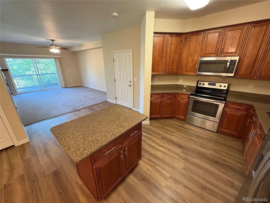 804 Summer Hawk Drive Longmont CO 80504