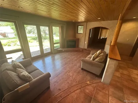 945 Oxford Lane Colorado Springs CO 80905