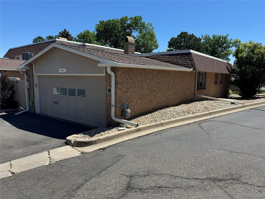 3246 S Oneida Way Denver CO 80224