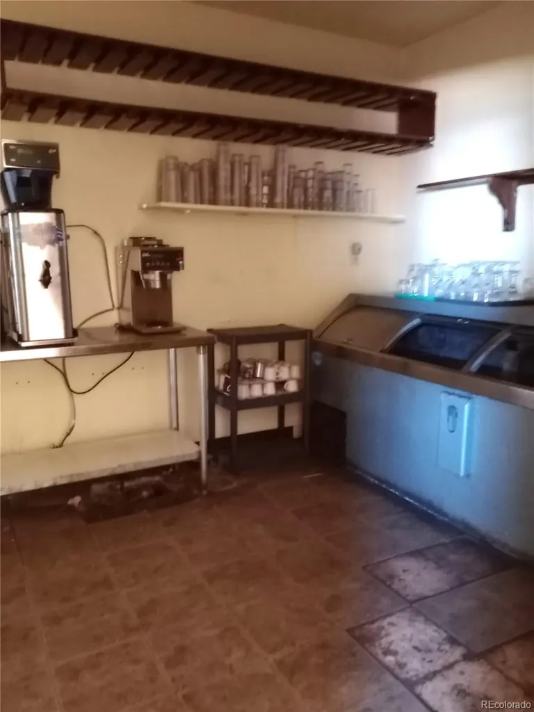 1635 Us Highway 285 Monte Vista CO 81144