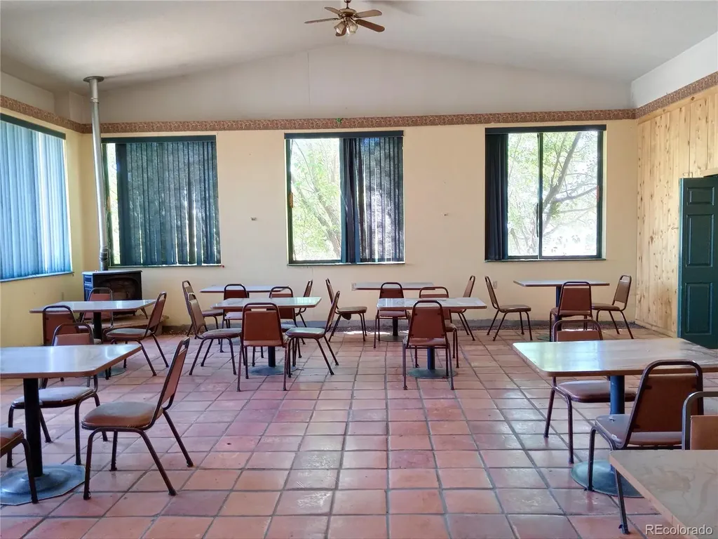 1635 Us Highway 285 Monte Vista CO 81144