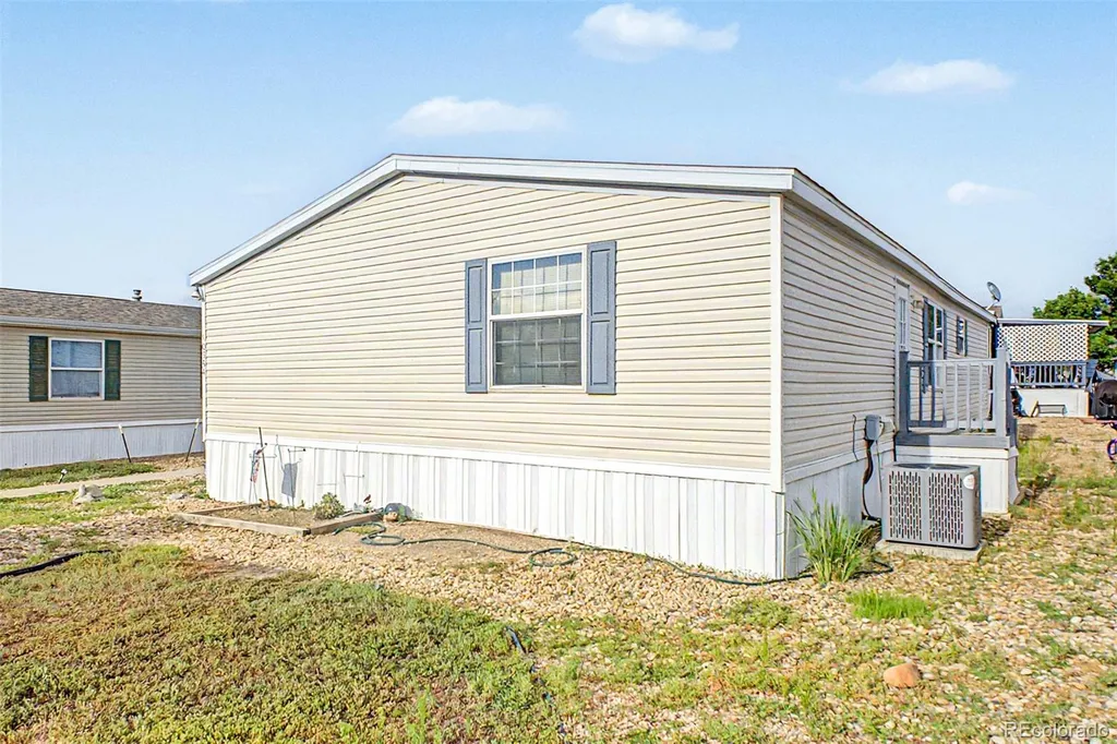 10554 Bald Eagle Circle Longmont CO 80504