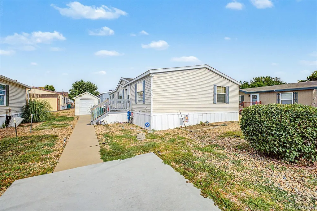 10554 Bald Eagle Circle Longmont CO 80504