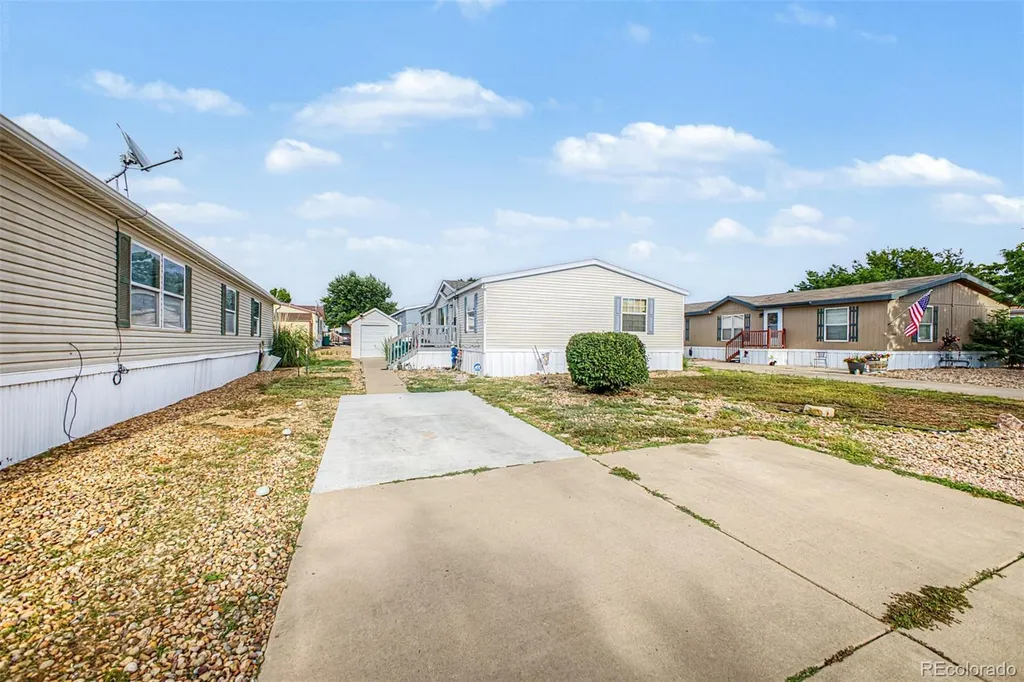 10554 Bald Eagle Circle Longmont CO 80504