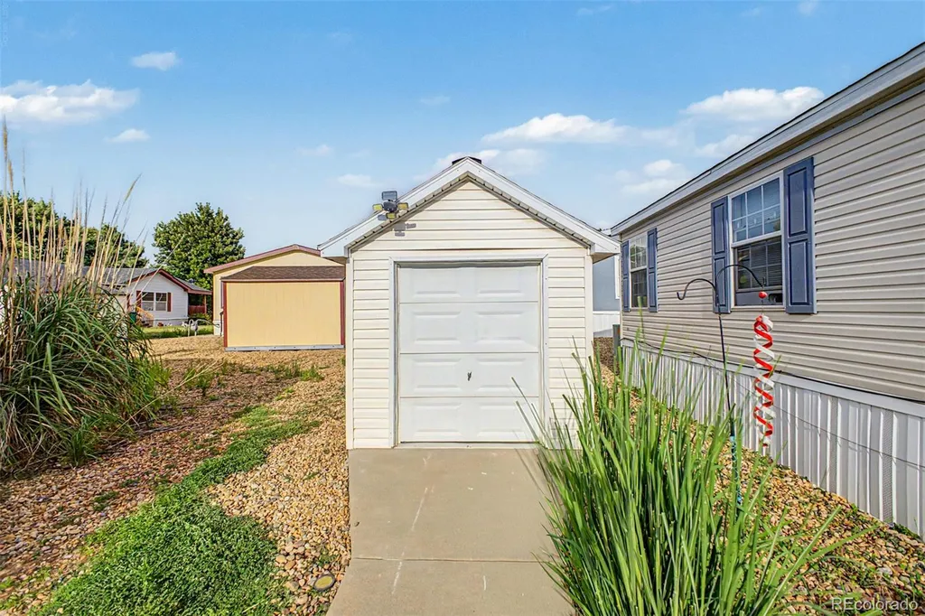 10554 Bald Eagle Circle Longmont CO 80504