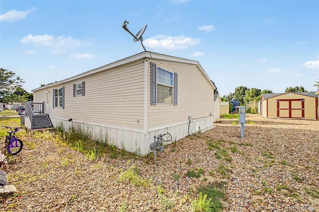 10554 Bald Eagle Circle Longmont CO 80504