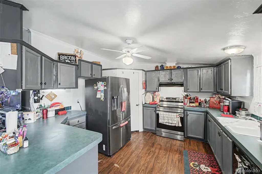 10554 Bald Eagle Circle Longmont CO 80504