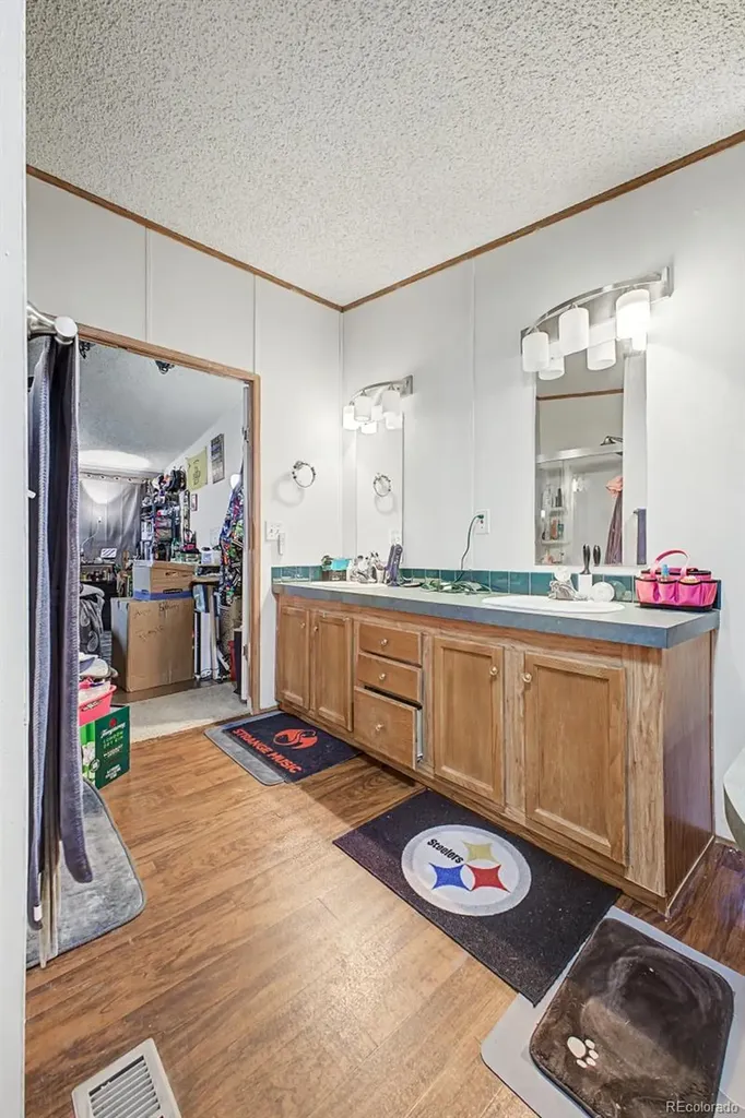 10554 Bald Eagle Circle Longmont CO 80504