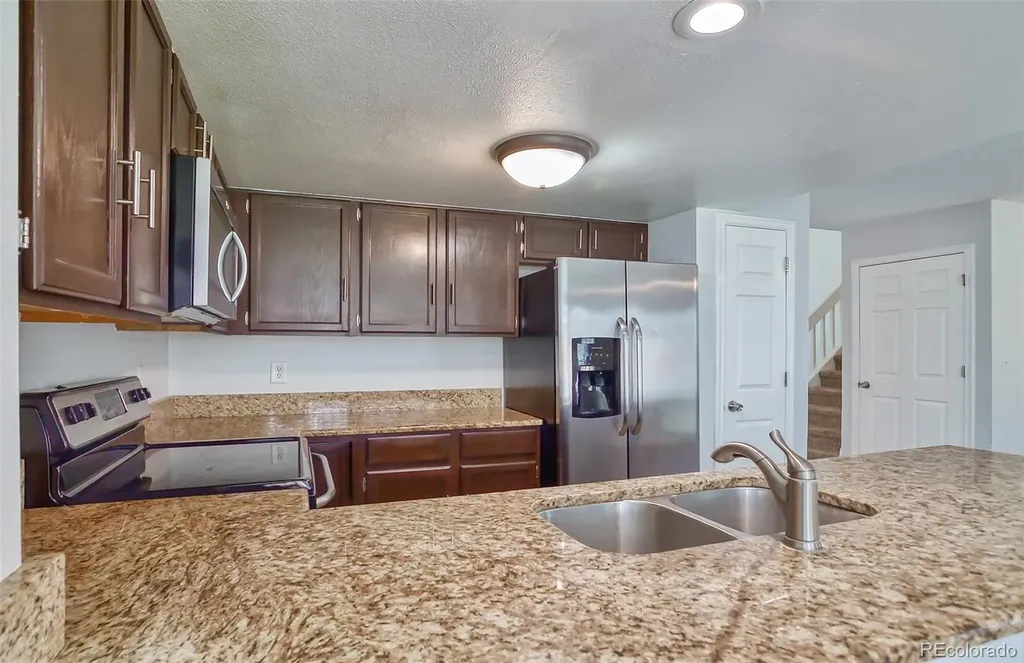 1025 Brittany Way Littleton CO 80126