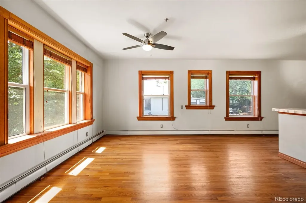 3249 W Fairview Place Denver CO 80211