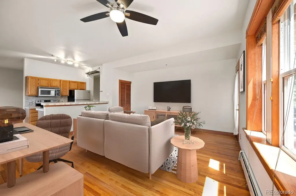 3249 W Fairview Place Denver CO 80211