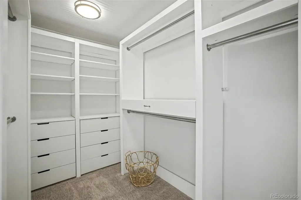 3164 Geneva Court Denver CO 80238