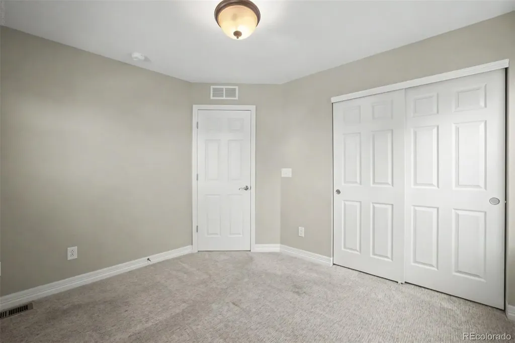 3164 Geneva Court Denver CO 80238