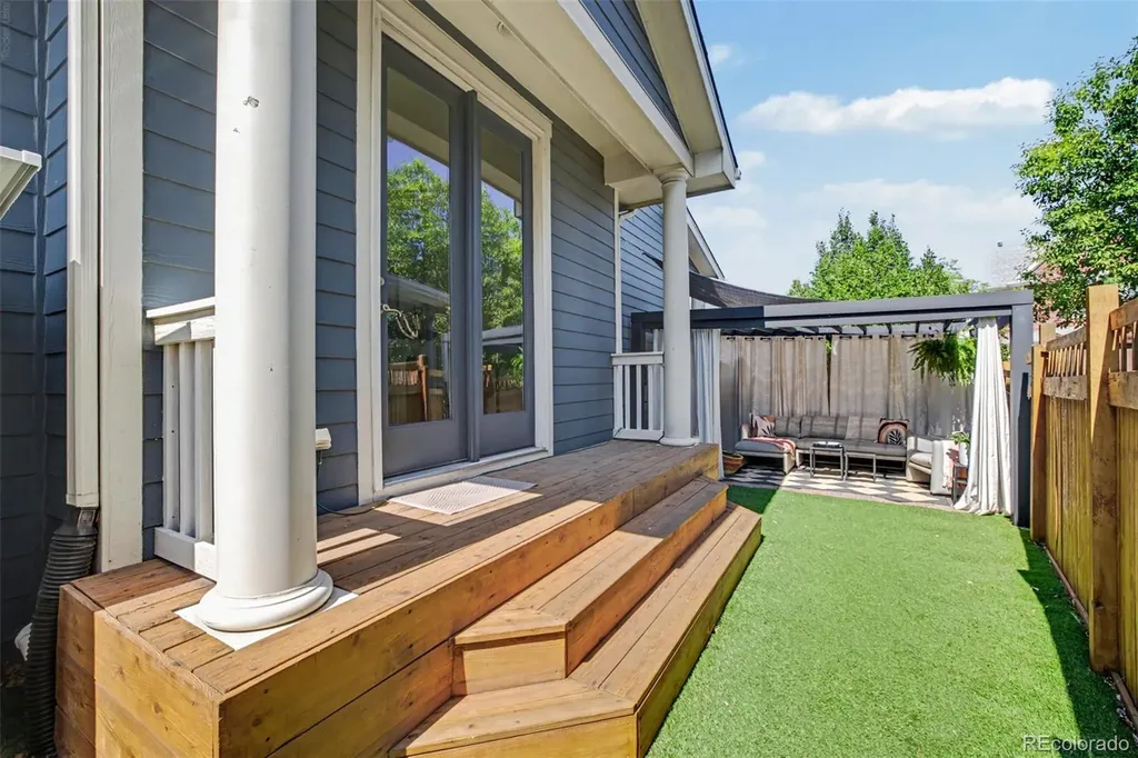 3164 Geneva Court Denver CO 80238