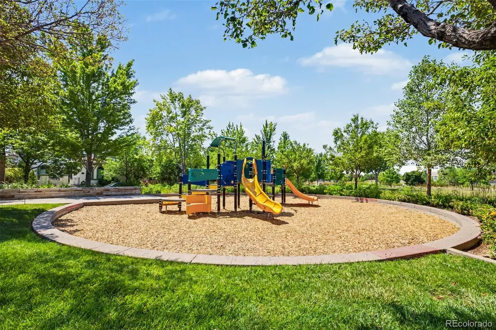 3164 Geneva Court Denver CO 80238
